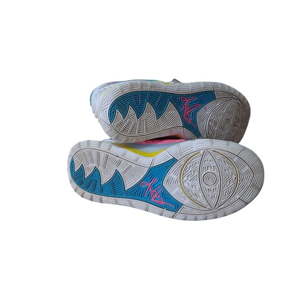 Nike Kyrie 6 Size 6.5 Youth Neon Graffitti Basketball Sneaker Shoes BQ5599-101 - Picture 7 of 8